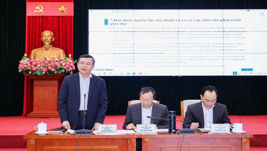 Tuyên truyền, phổ biến và triển khai thực hiện các quy định pháp luật, chủ trương, chính sách của Đảng, Nhà nước và các văn bản chỉ đạo điều hành của Bộ Giáo dục và Đào tạo